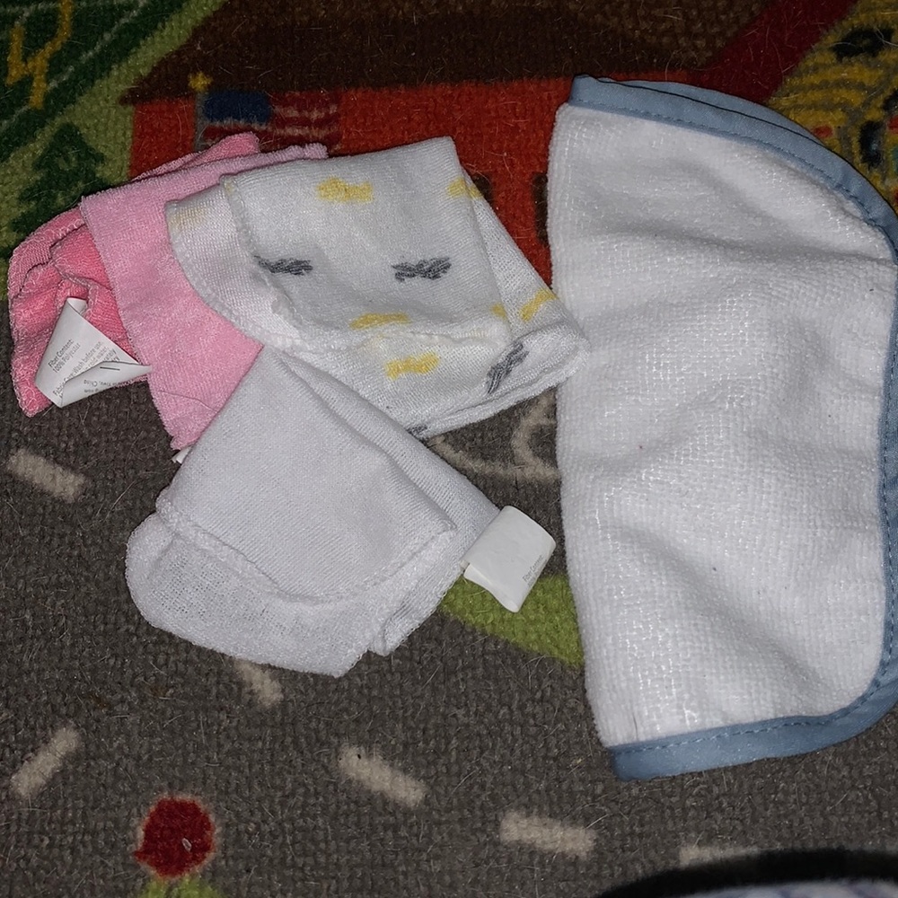 Baby wash clothes